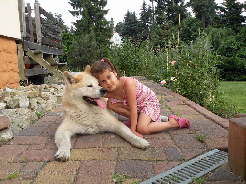 DSCN5107.jpg - Chikoo und Lia